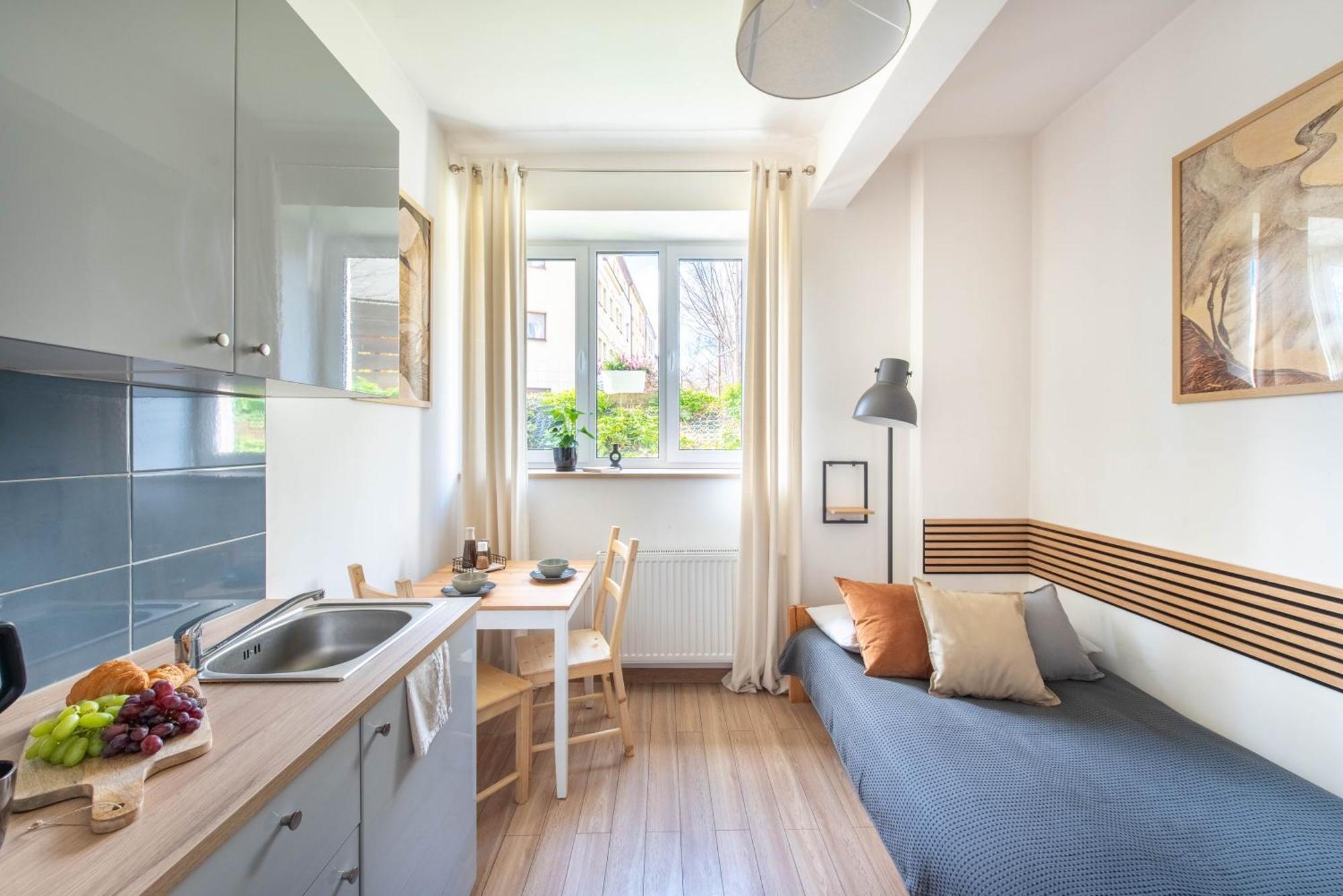 Krakowcharm Apartment No1C - City Center Close To The Fast Train To The Airport Exterior photo